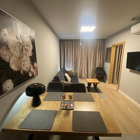 Wiktoryn 6 Piekne Nowe Apartamenty Z Duzymi Balkonami Varşova Dış mekan fotoğraf